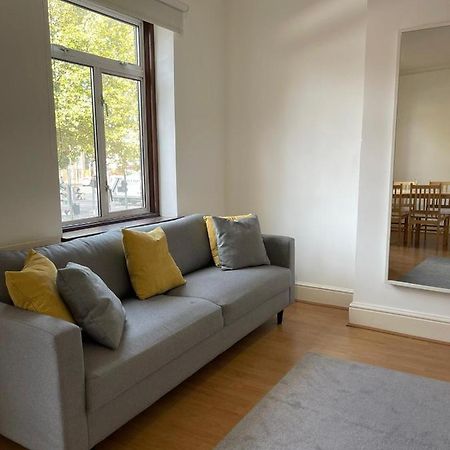 Amazing 3 Bedroom Flat Minutes From Tower Bridge Λονδίνο Εξωτερικό φωτογραφία