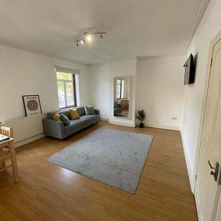 Amazing 3 Bedroom Flat Minutes From Tower Bridge Λονδίνο Εξωτερικό φωτογραφία