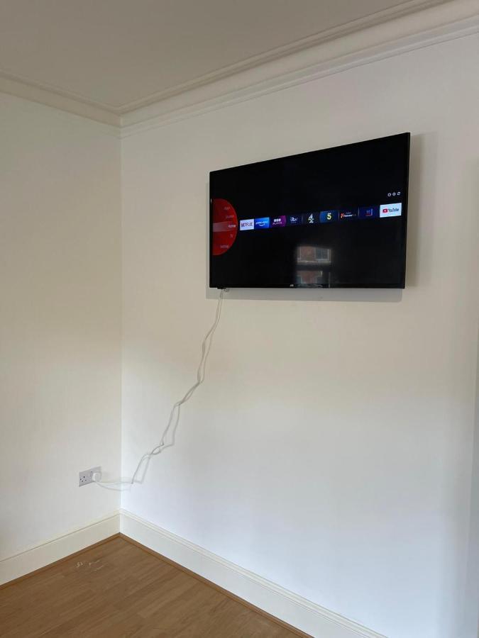 Amazing 3 Bedroom Flat Minutes From Tower Bridge Λονδίνο Εξωτερικό φωτογραφία