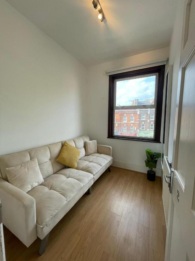 Amazing 3 Bedroom Flat Minutes From Tower Bridge Λονδίνο Εξωτερικό φωτογραφία
