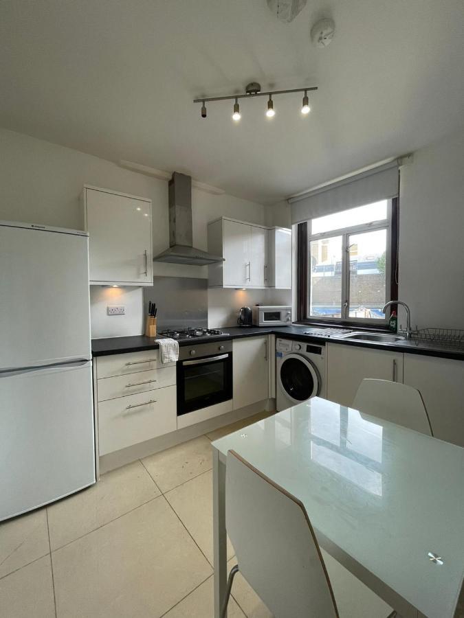 Amazing 3 Bedroom Flat Minutes From Tower Bridge Λονδίνο Εξωτερικό φωτογραφία