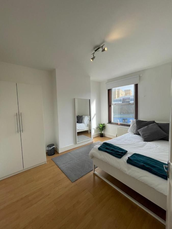 Amazing 3 Bedroom Flat Minutes From Tower Bridge Λονδίνο Εξωτερικό φωτογραφία