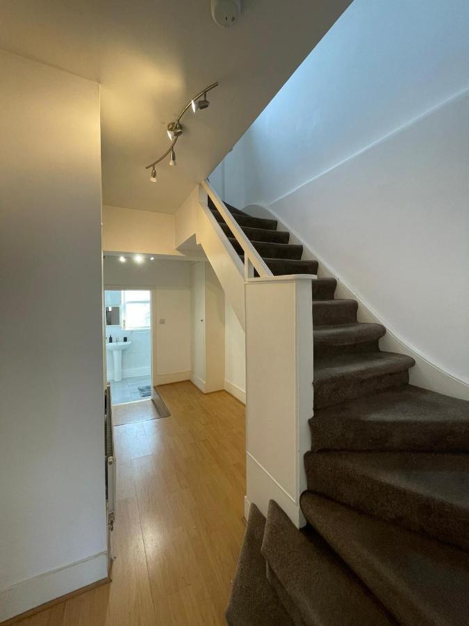 Amazing 3 Bedroom Flat Minutes From Tower Bridge Λονδίνο Εξωτερικό φωτογραφία